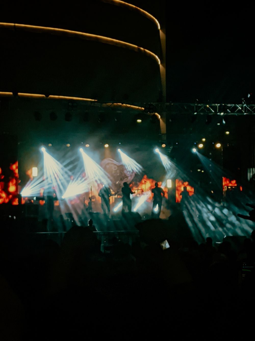 Live music on stage